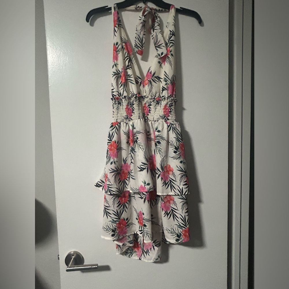 Floral backless mini dress